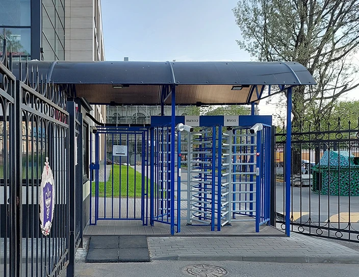Полноростовый роторный турникет RTD-20, калитка полноростовая WHD-16, городок Военно-медицинской академии имени С. М.Кирова, Санкт-Петербург 