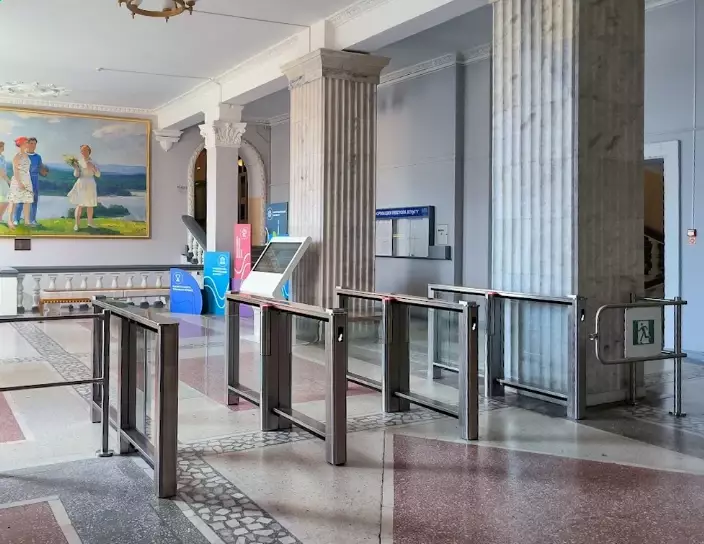 Скоростные проходы ST-01, ограждения BH02, Южно-Уральский государственный университет, Челябинск