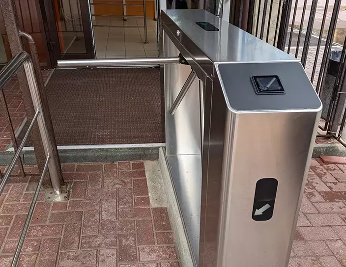 Тумбовый турникет-трипод TTD-10A, база отдыха «Верхний бор», Тюмень