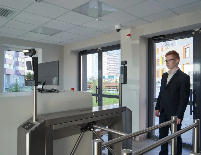 Тумбовый турникет TTD-12A, ограждение BH02, Политехнический лицей № 182, Казань